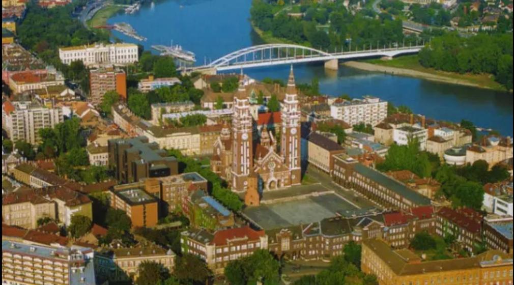 Appartamento Dom Square-Centrum-Free Parking Szeged Esterno foto