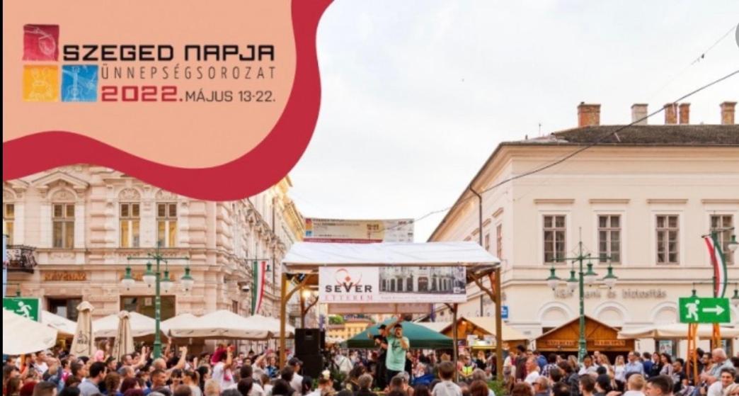 Appartamento Dom Square-Centrum-Free Parking Szeged Esterno foto
